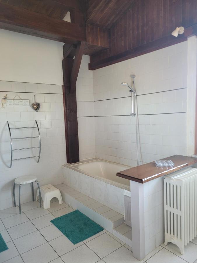 Maison Au Calme Bed & Breakfast Viry  Exterior photo